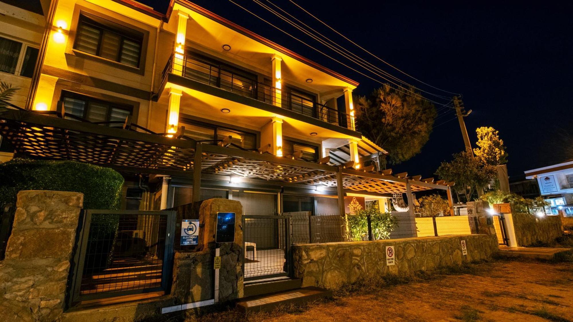 Select Cunda Guest House - Sea View Room With Private Veranda In Cunda Island Ayvalı Dış mekan fotoğraf