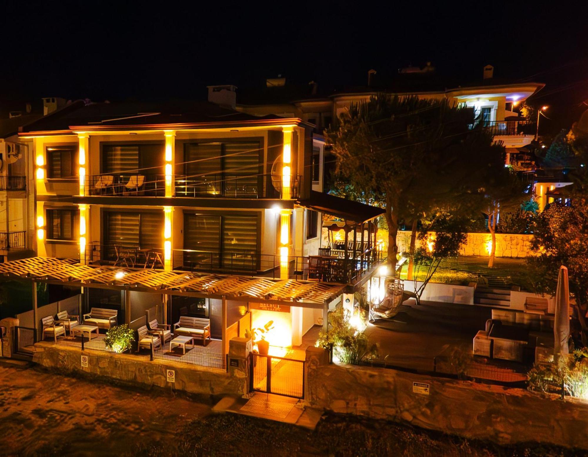 Select Cunda Guest House - Sea View Room With Private Veranda In Cunda Island Ayvalı Dış mekan fotoğraf