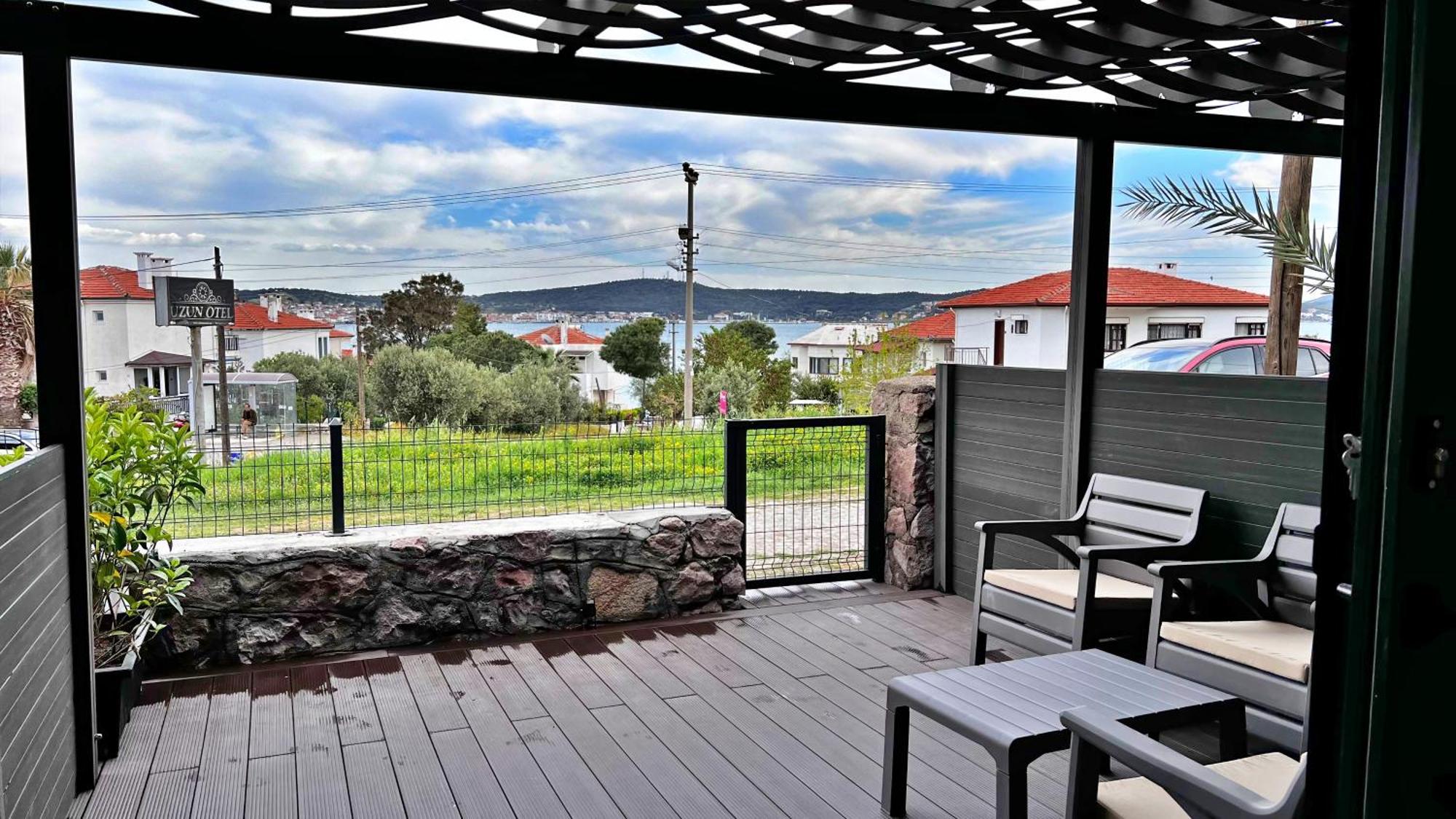 Select Cunda Guest House - Sea View Room With Private Veranda In Cunda Island Ayvalı Dış mekan fotoğraf